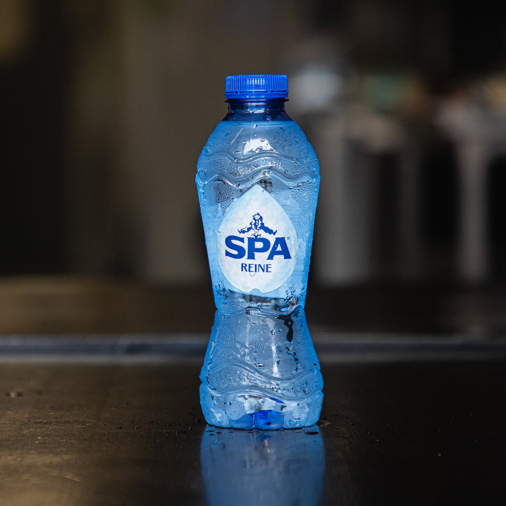 Plat water – verfrissend bij friet